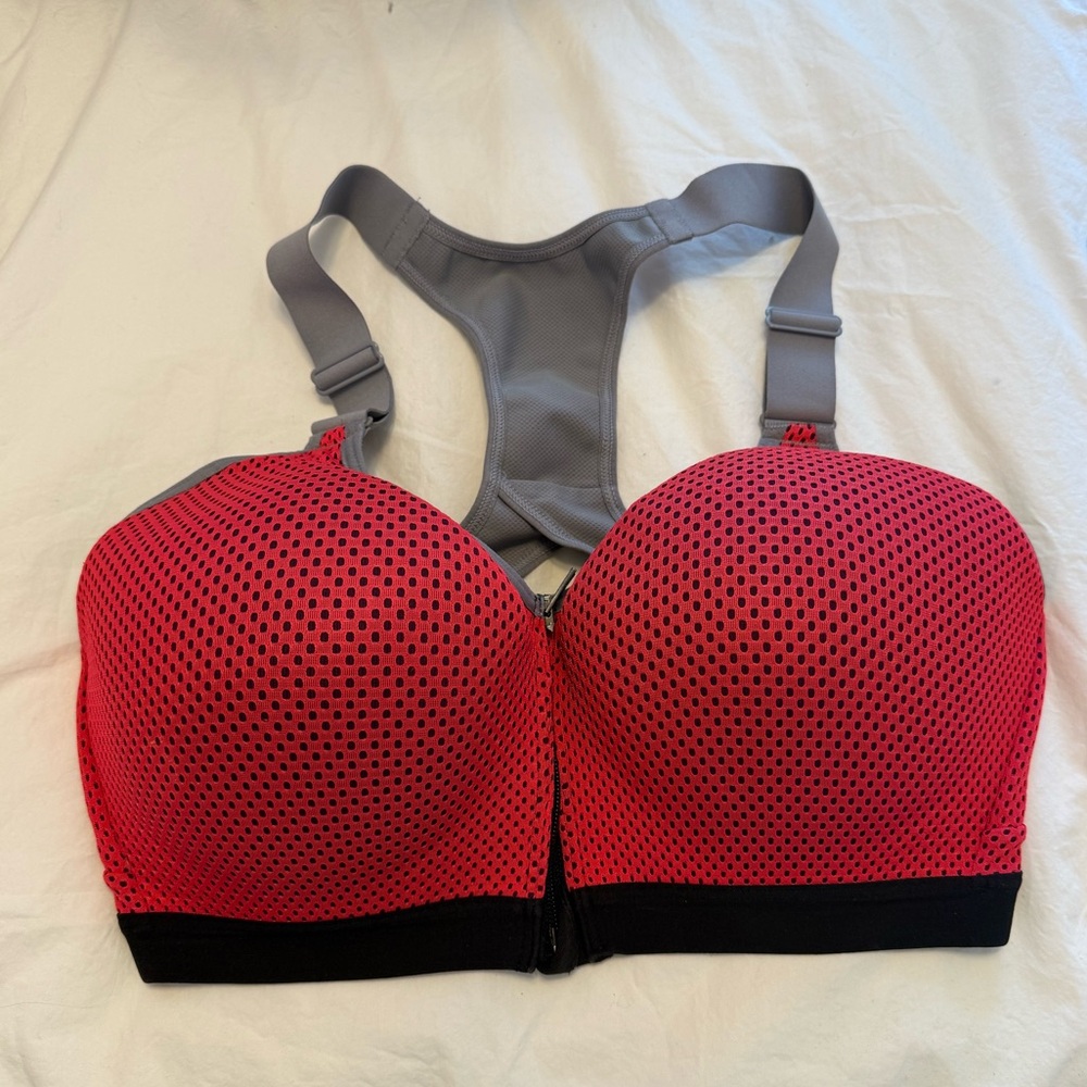 Victoria’s Secret Women's Sports Bra